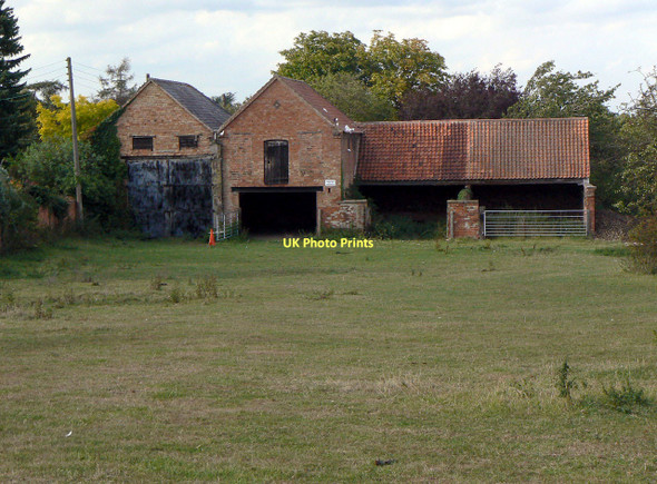Photo 6"x4" Barns at Cropwell Butler Cropwell Butler c2011