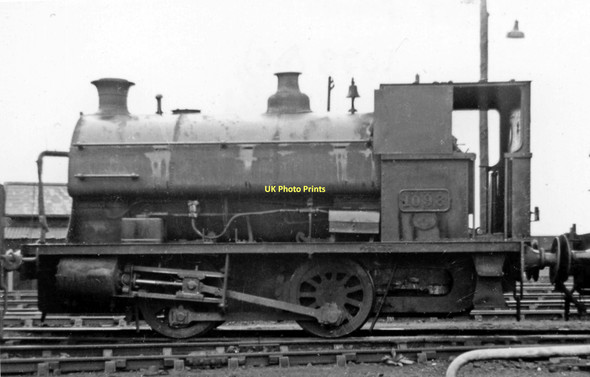 Photo 6"x4" Ex-Swansea Harbour Trust 0-4-0T at Danygraig Depot Port Tennant c1946