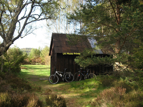 Photo 6"x4" Inschriach Bothy aka Drake's Bothy Feshiebridge c2009