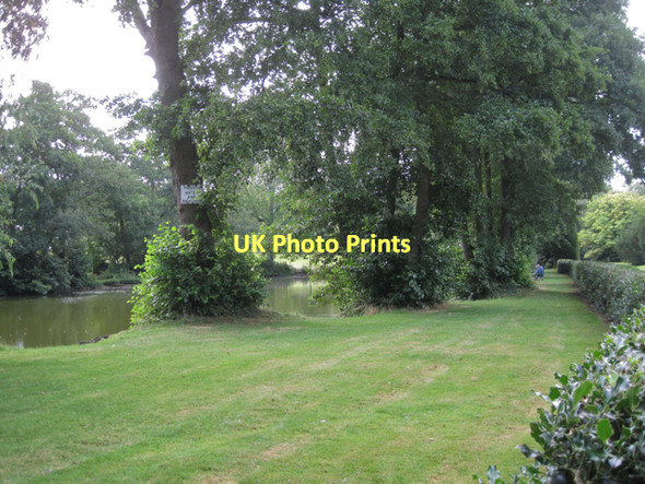 Photo 6"x4" Private lake near Meriden Hall  Four Oaks\/SP2480 c2011
