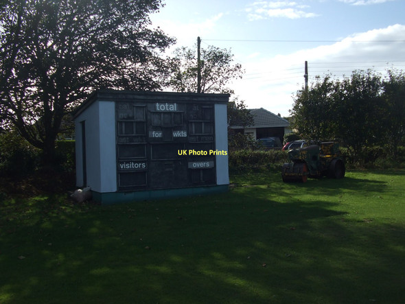 Photo 6"x4" Mullion Cricket Club - Scoreboard Meaver c2011