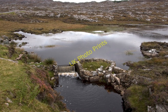 Photo 6"x4" Outfall of Loch Airigh Iain Oig \u00c0ird Mh\u00ecghe c2009