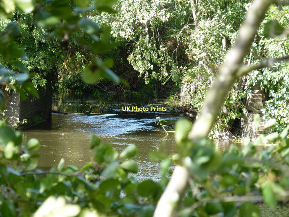 Photo 6"x4" A weir on the Rea Brook Shrewsbury c2011