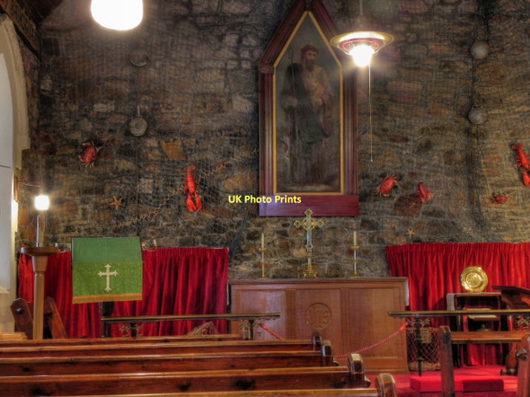 Photo 6"x4" St Julian's Church, Altar and East Wall Tenby\/Dinbych-y-pysgod c2011