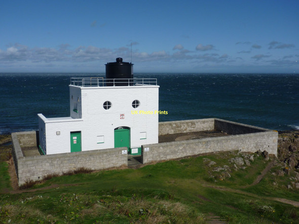Photo 6"x4" Coastal Northumberland : The Lighthouse At Blackrocks Point, Bamburgh Bamburgh c2011