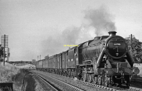 Photo 6"x4" Southbound parcels train on Midland line at Haresfield Haresfield\/SO8110 c1950