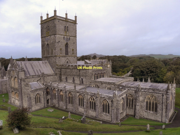 Photo 6"x4" St David's Cathedral St David's\/Tyddewi c2011