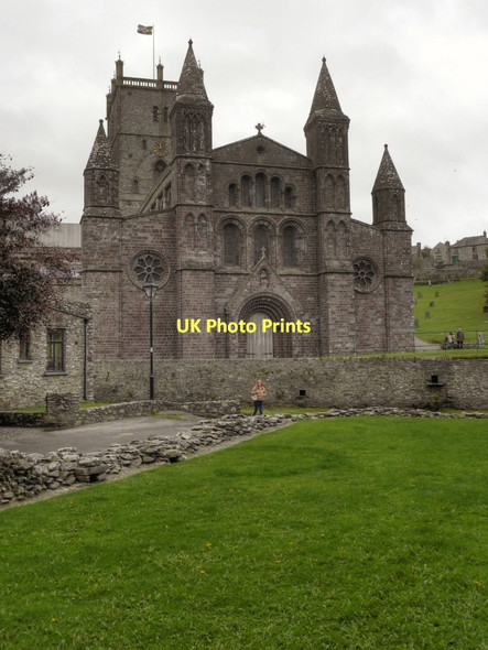 Photo 6"x4" St David's Cathedral St David's\/Tyddewi c2011 P1
