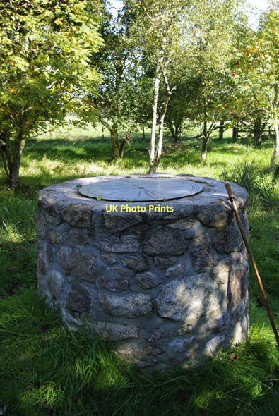 Photo 6"x4" Memorial Cairn, Oyne Old Westhall c2011