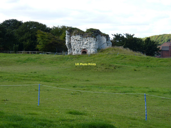 Photo 6"x4" The remains of Flamborough Castle Flamborough c2011