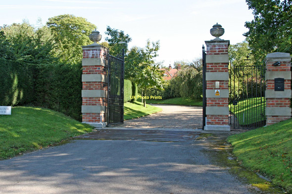Photo 6"x4" Ropley, Hampshire Ropley c2011 P1
