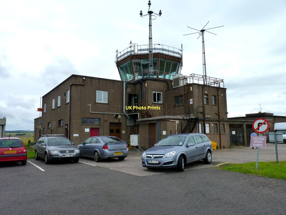 Photo 6"x4" Air Traffic Control Guardbridge c2011