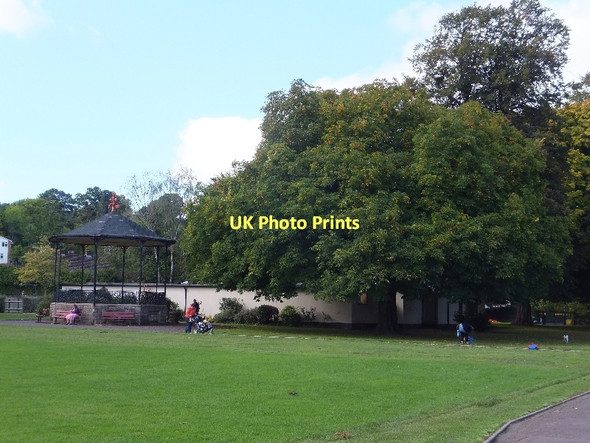 Photo 6"x4" Bandstand and public park in Westexe Tiverton\/SS9512 c2011