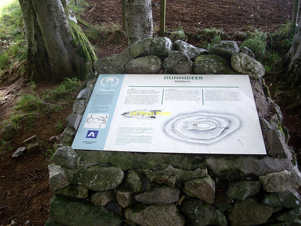 Photo 6"x4" Dunnideer Hillforts and Stone Circle Insch\/NJ6328 c2011