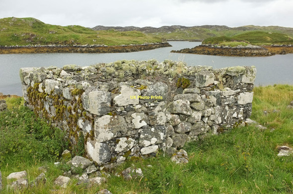 Photo 6"x4" Ruin near Eaglais Chaluim Chille Cromor c2011