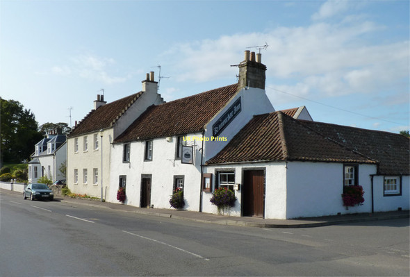 Photo 6"x4" The Kinneuchar Inn Barnyards\/NO4802 c2011