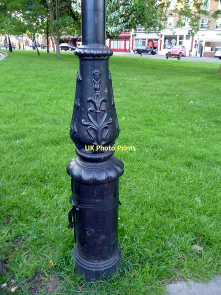 Photo 6"x4" Base of Lamp Post, Winchmore Hill Green, London N21 Southgate\/TQ3094 c2011