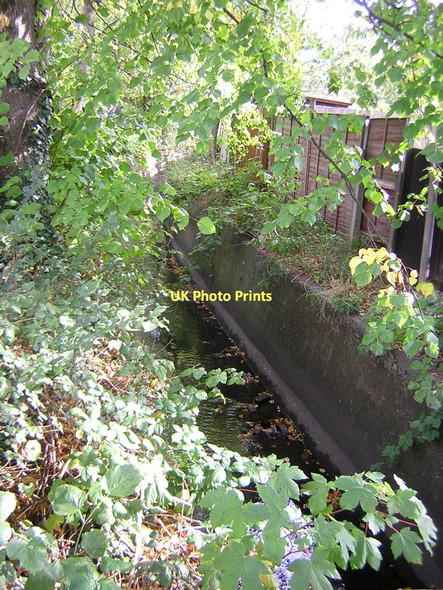 Photo 6"x4" Norbury Brook at Bensham Close Penge c2011