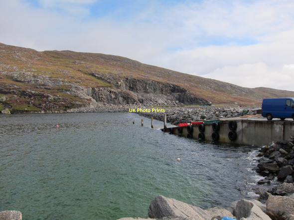 Photo 6"x4" Vatersay causeway Ceann Tangabhal c2011