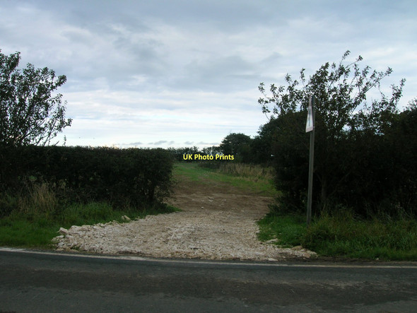 Photo 6"x4" Field entrance off Bempton Lane Buckton\/TA1872 c2011