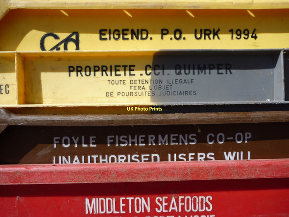 Photo 6"x4" Fishboxes at Eyemouth - Breton Beauty Eyemouth c2011
