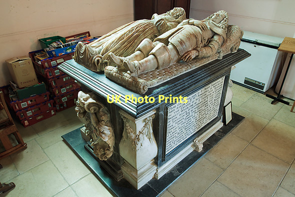 Photo 6"x4" Kingsmill tomb - St Mary's church, Kingsclere Kingsclere c2011