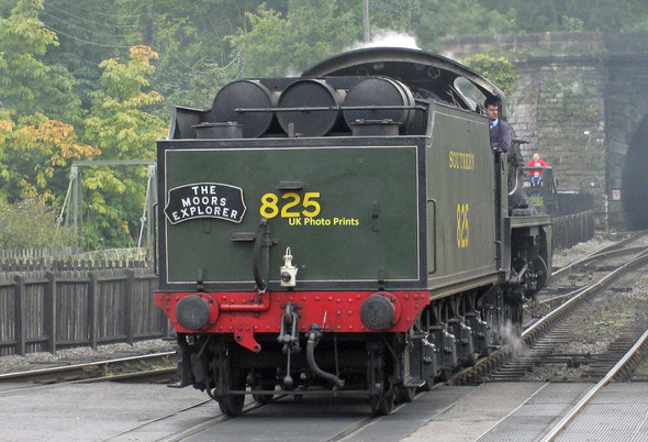 Photo 6"x4" Rolling over the level crossing, Grosmont Grosmont\/NZ8205 c2011