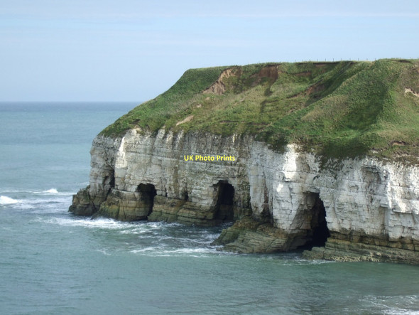 Photo 6"x4" Caves, Thornwick Bay North Landing c2011