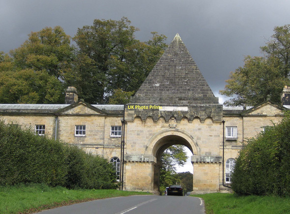Photo 6"x4" The Gatehouse from The Stray, Castle Howard Estate Coneysthorpe c2011