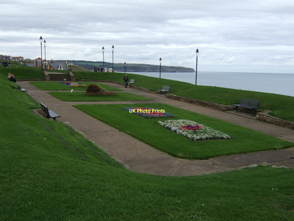 Photo 6"x4" Gardens, West Cliff, Whitby Whitby\/NZ8910 c2011