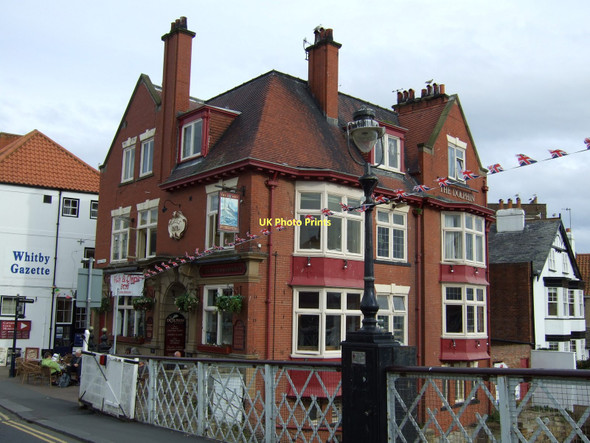 Photo 6"x4" The Dolphin, Whitby Whitby\/NZ8910 c2011