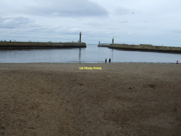 Photo 6"x4" Whitby Harbour Whitby\/NZ8910 c2011