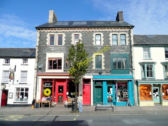 Photo 6"x4" Cafe and charity shop, Maengwyn Street, Machynlleth Machynlleth c2009