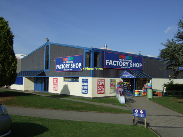 Photo 6"x4" Factory Shop near Carnaby Bessingby c2011