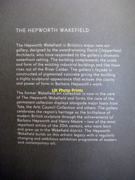 Photo 6"x4" The Hepworth Wakefield - Legend Wakefield\/SE3320 c2011