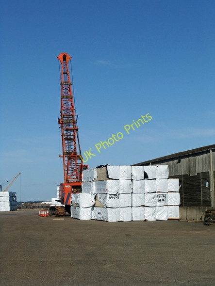 Photo 6"x4" Wharf at New Holland Dock New Holland\/TA0823 c2009