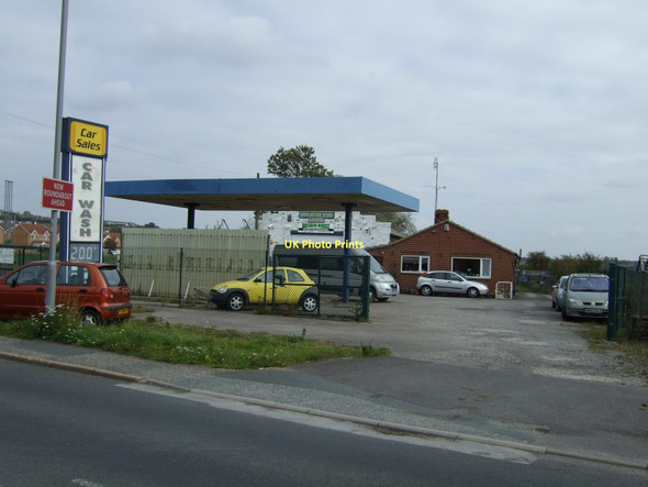 Photo 6"x4" Garage on Doncaster Road Moorhouse\/SE4810 c2011