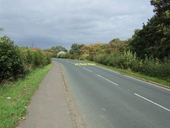 Photo 6"x4" Beaconsfield Road towards Badsworth Badsworth c2011