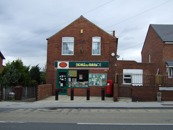 Photo 6"x4" Sharlston Post Office Sharlston Common c2011