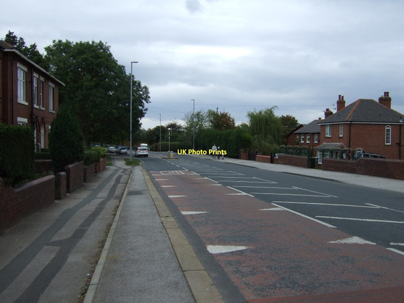 Photo 6"x4" A645 through Sharlston Sharlston Common c2011