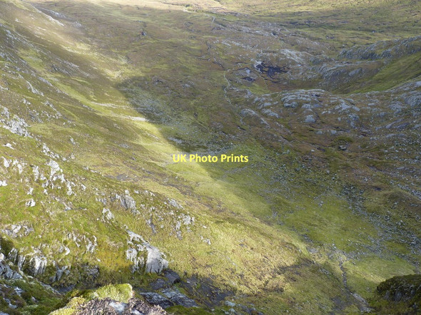 Photo 6"x4" Steeply down into Coire Mheadhoin Tigh M\u00f2r na Seilge c2011
