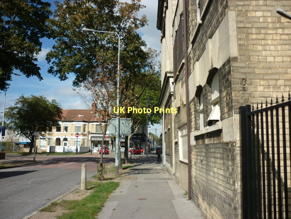 Photo 6"x4" Southcoates Avenue towards Holderness Road Summergangs c2011 P2