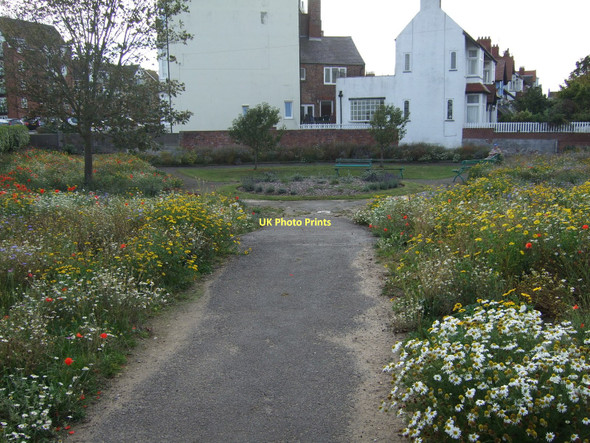 Photo 6"x4" Gardens off Sands Lane, Bridlington Bridlington c2011