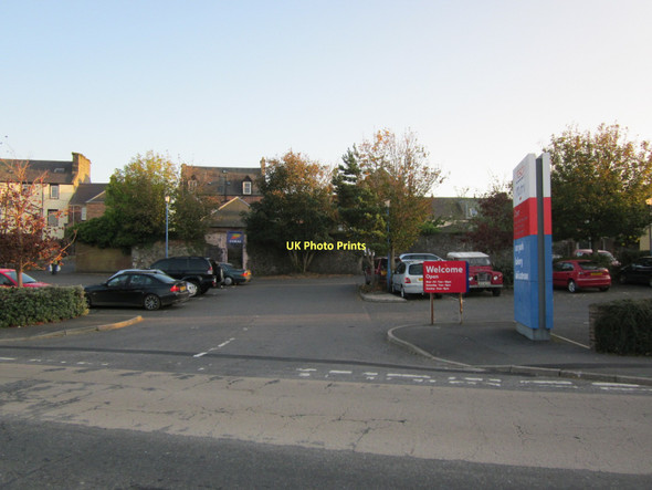 Photo 6"x4" Tesco Metro Stranraer c2011