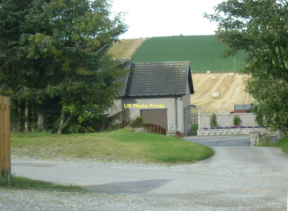 Photo 6"x4" Access to Creag an Tuirc Cairnie\/NJ4844 c2011