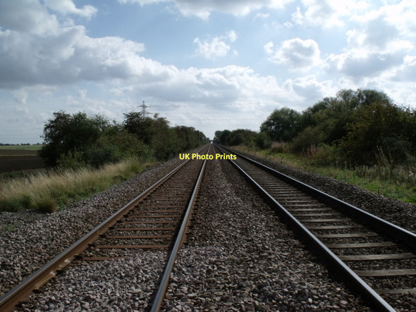 Photo 6"x4" Railway Line towards Lincoln Brampton\/SK8479 c2011