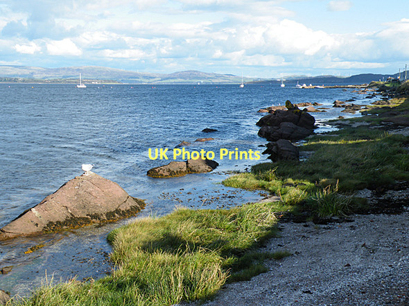 Photo 6"x4" Shore at Kilchattan Kilchattan Bay\/NS1055 c2011
