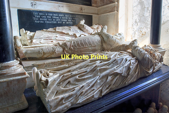 Photo 6"x4" Sir Thomas Neale monument - Church of Our Lady, Warnford (detail - 1) Warnford c2011