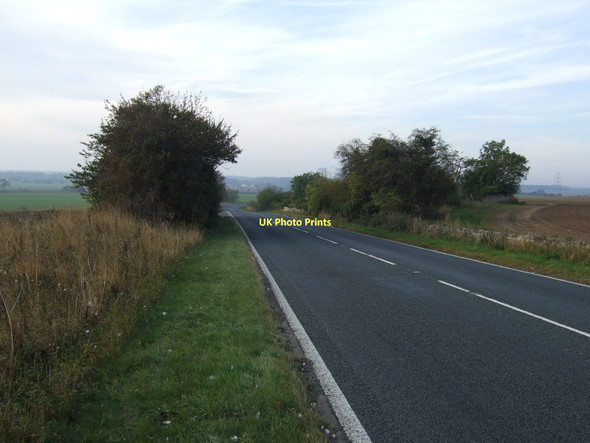 Photo 6"x4" A162 heading south Burton Salmon c2011
