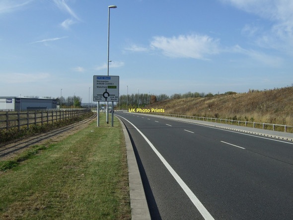 Photo 6"x4" A6539 heading west Featherstone\/SE4220 c2011